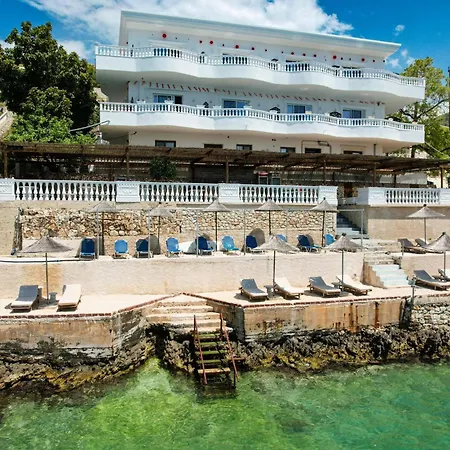 Cako 3* Sarandë