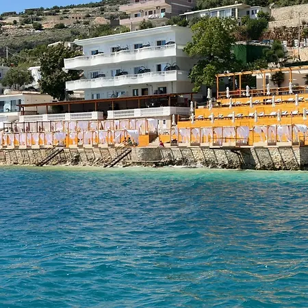 Cako 3* Sarandë