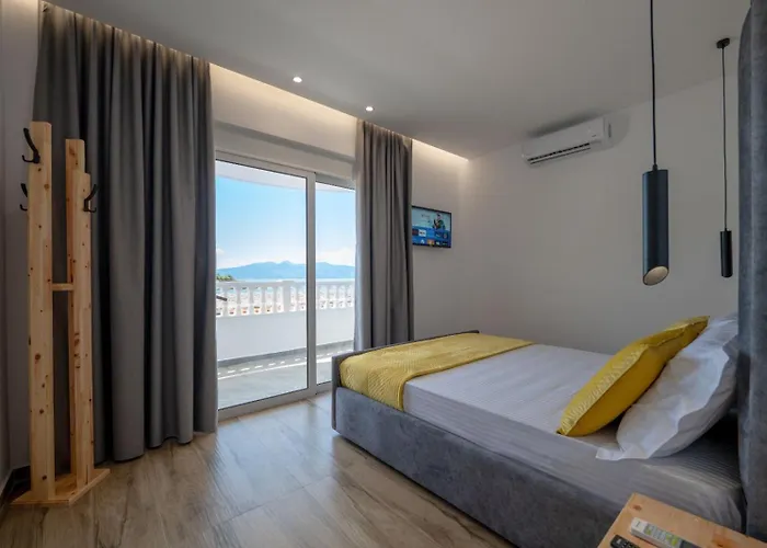 Cako Hotel 3*