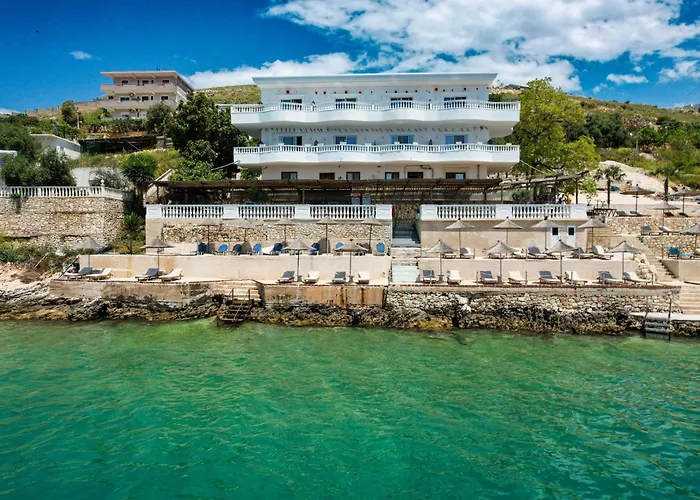Hotel Cako 3*