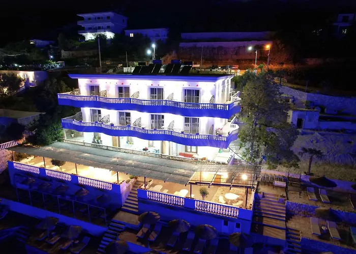 Cako Hotel 3*