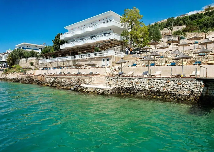 Cako Hotel 3*