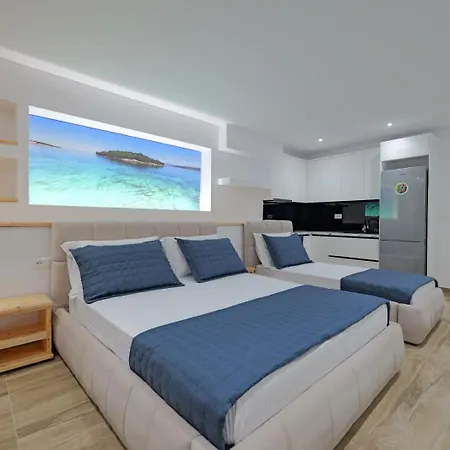 Hotel Cako 3*