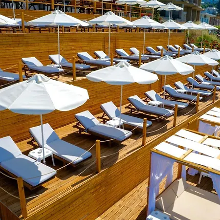 Cako 3* Sarandë