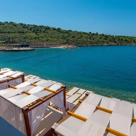 Cako Hotel
